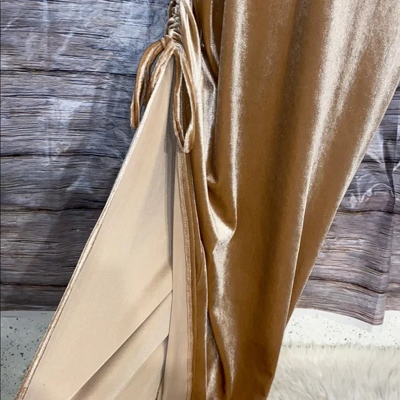 Prettygarden One Sleeve Velour Dress - Picture 6 of 10